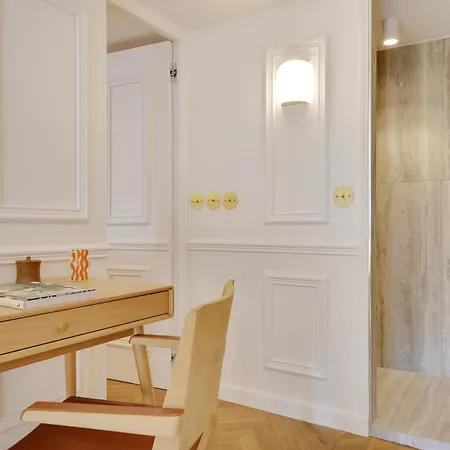 Oniri - Serviced Rue Furstenberg - Saint Germain דירה פריז