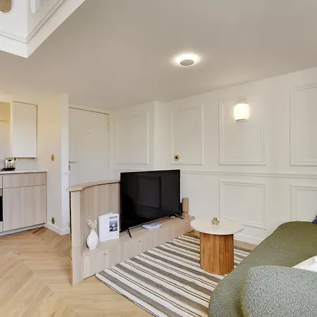 Oniri - Serviced Rue Furstenberg - Saint Germain דירה פריז